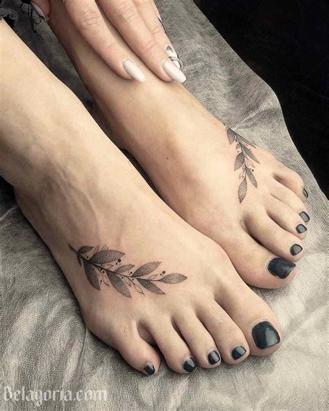 tatuajes dedos pies|20 ideas originales de tatuajes en los pies: diseños tribales,。